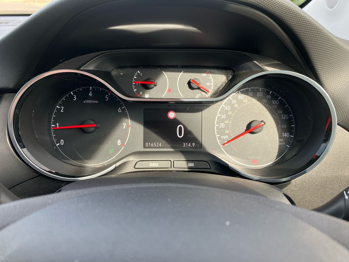 Used Vauxhall Crossland 2023 for sale - 76253295: Photo 14