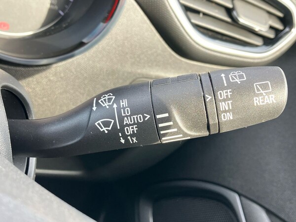 Used Vauxhall Crossland 2023 for sale - 76253295: Photo 35