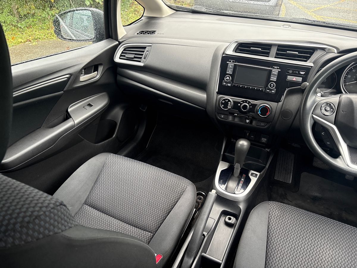 Used Honda Jazz 2018 for sale - 76565838: Photo 18