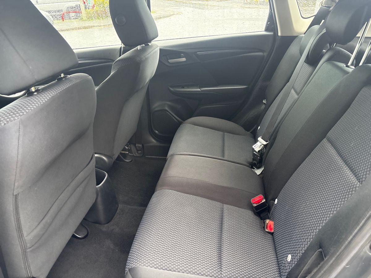 Used Honda Jazz 2018 for sale - 76565838: Photo 30