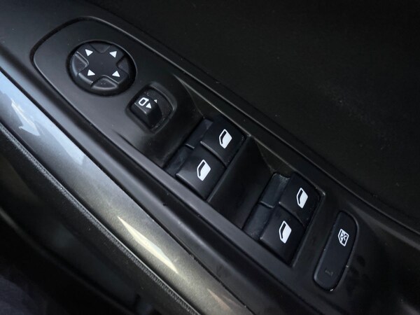 Used Vauxhall Grandland X 2020 for sale - 76220018: Photo 19