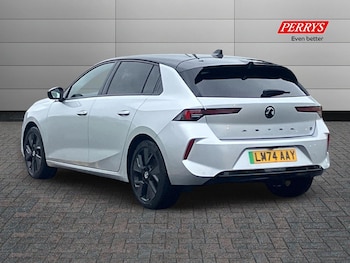 Used Vauxhall Astra 2024 for sale - 76706908: Photo