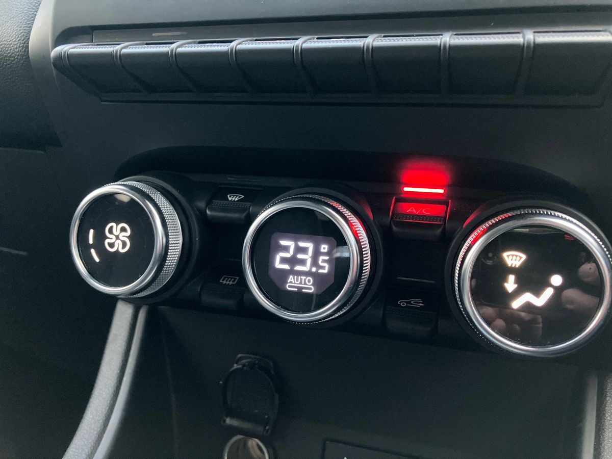 Used Renault Captur 2022 for sale - 77364442: Photo 12