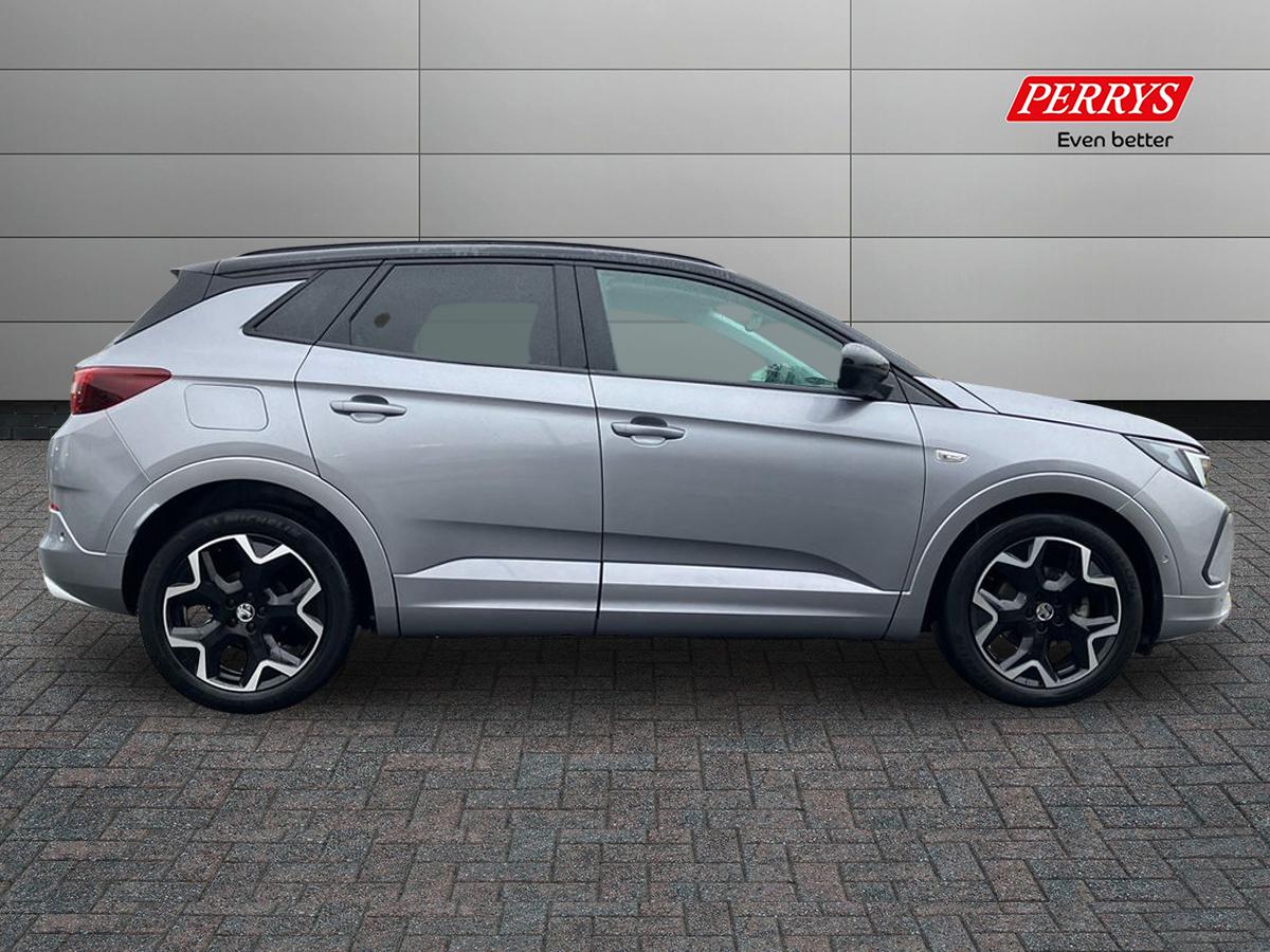Used Vauxhall Grandland 2023 for sale - 77432098: Photo 3