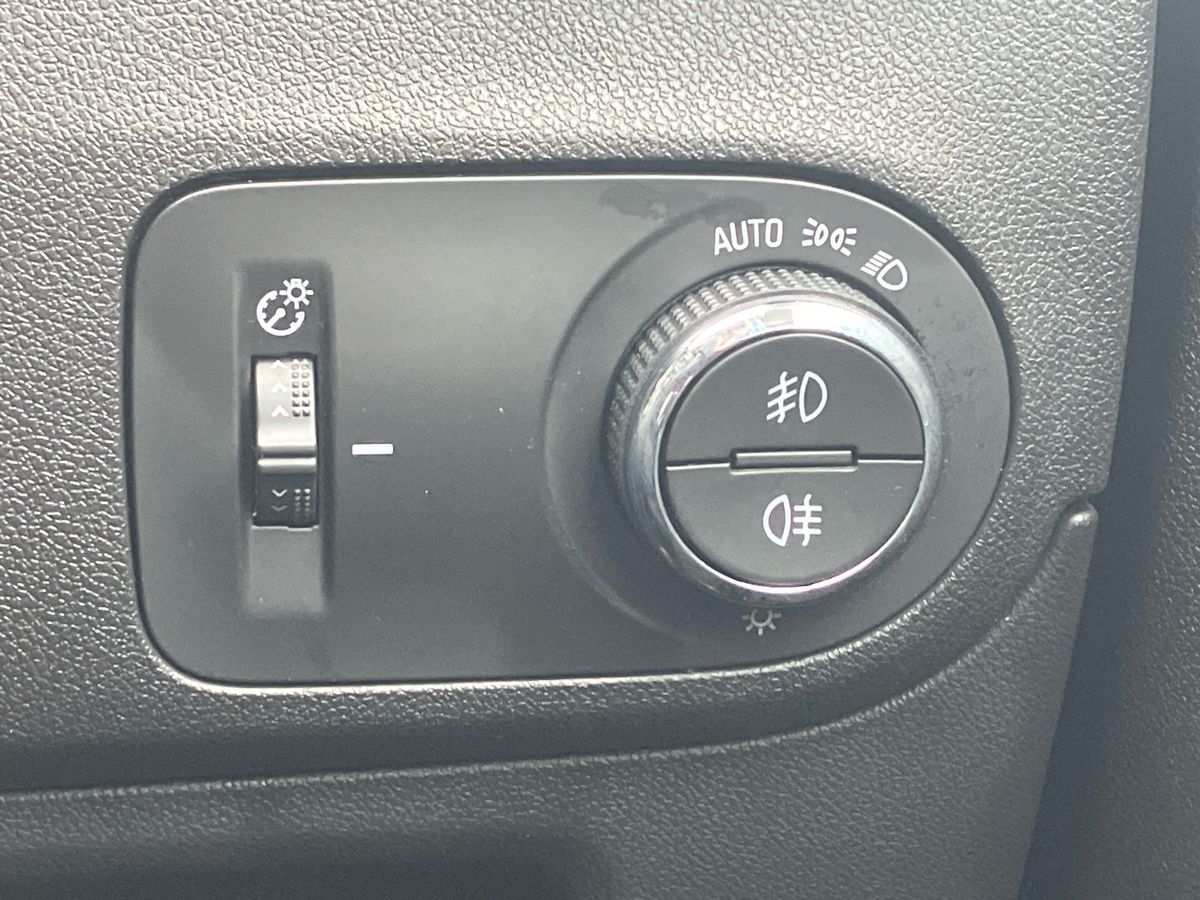 Used Vauxhall Crossland 2022 for sale - 76128281: Photo 32