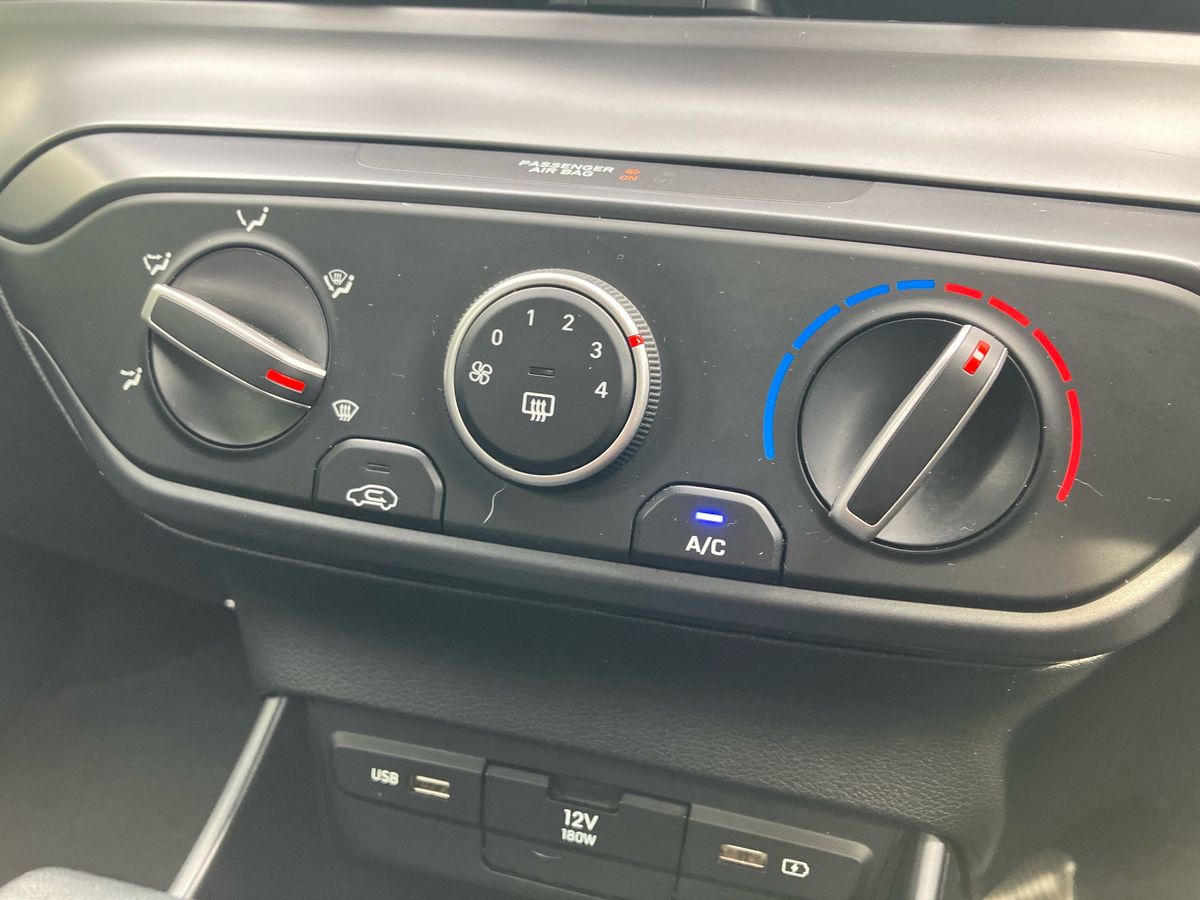 Used Hyundai i20 2022 for sale - 76412840: Photo 12