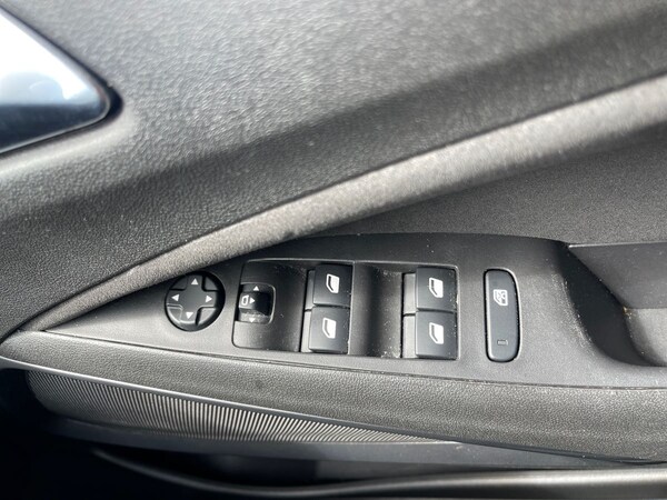Used Vauxhall Crossland 2024 for sale - 76220015: Photo 19