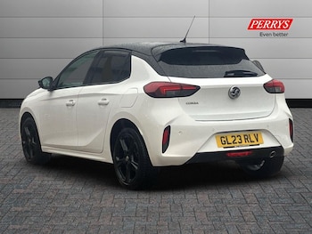 Used Vauxhall Corsa 2023 for sale - 76142182: Photo 2