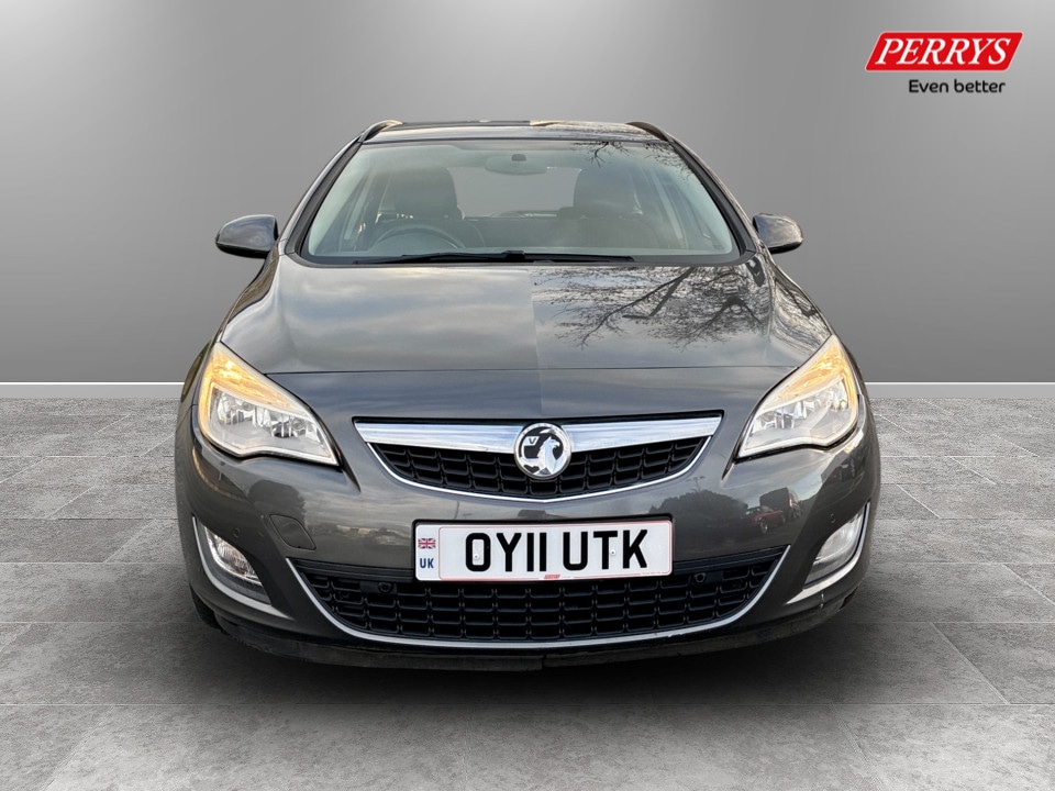 Used Vauxhall Astra 2011 for sale - 77872677: Photo 2