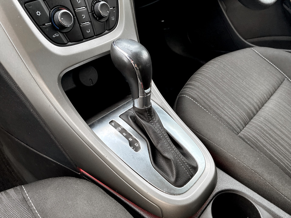 Used Vauxhall Astra 2011 for sale - 77872677: Photo 23