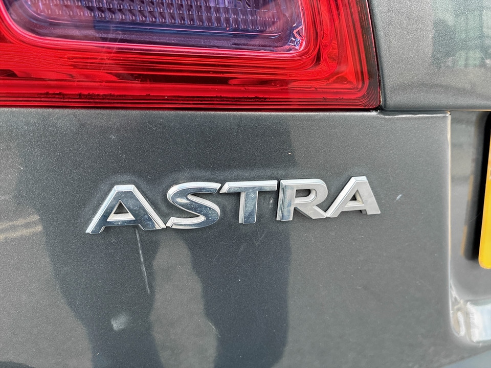 Used Vauxhall Astra 2011 for sale - 77872677: Photo 29