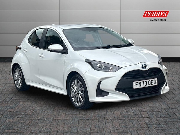 Used Toyota Yaris 2023 for sale - 75390792: Photo 1
