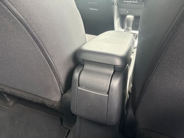 Used Toyota Yaris 2023 for sale - 75390792: Photo 39