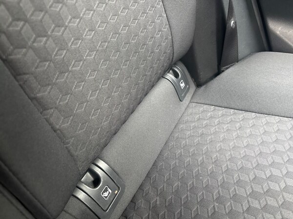 Used Toyota Yaris 2023 for sale - 75390792: Photo 40
