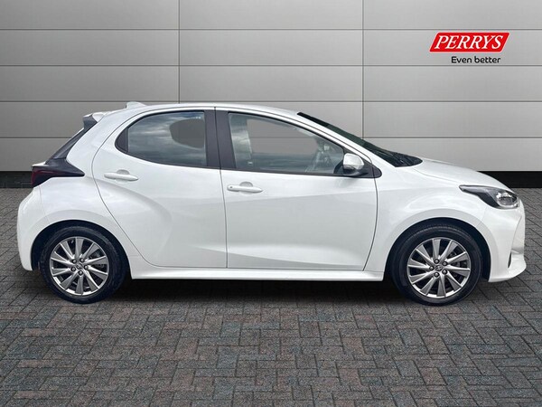 Used Toyota Yaris 2023 for sale - 75390792: Photo 4