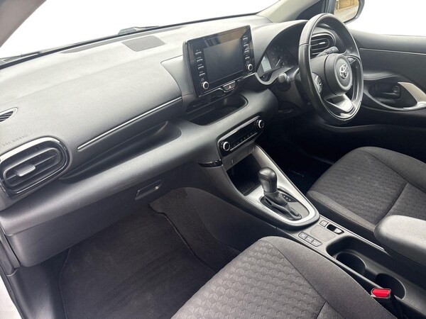 Used Toyota Yaris 2023 for sale - 75390792: Photo 7