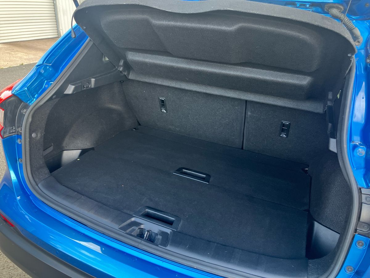 Used Nissan Qashqai 2018 for sale - 76391988: Photo 22