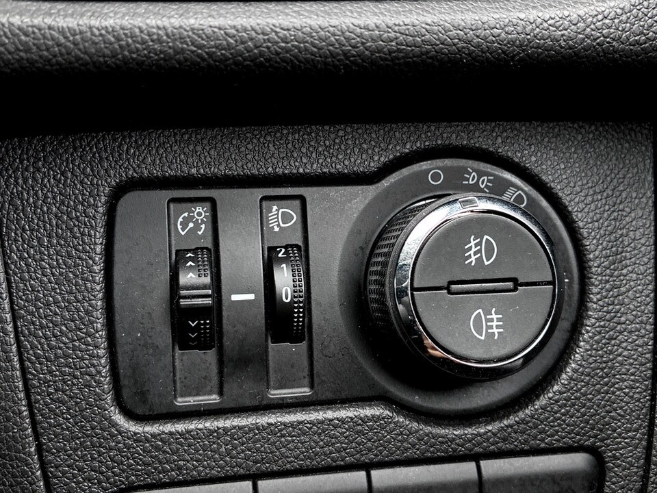 Used Vauxhall Viva 2017 for sale - 78053907: Photo 26