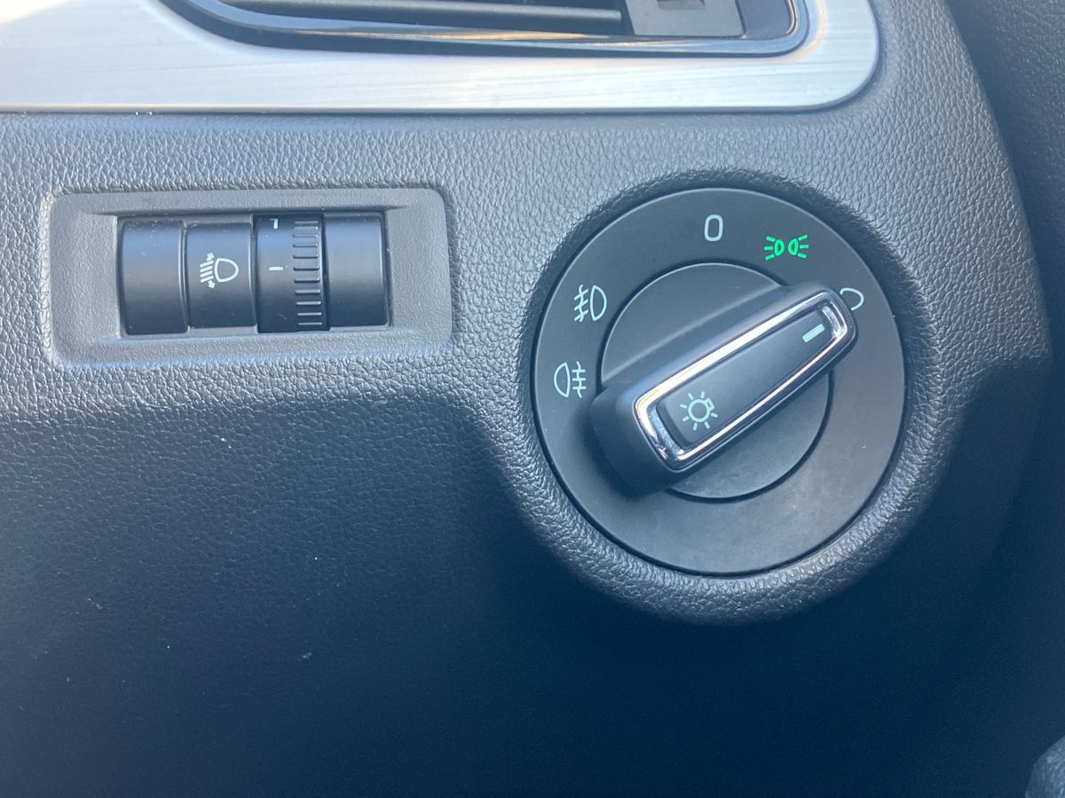 Used Skoda Rapid Spaceback 2018 for sale - 76565802: Photo 25