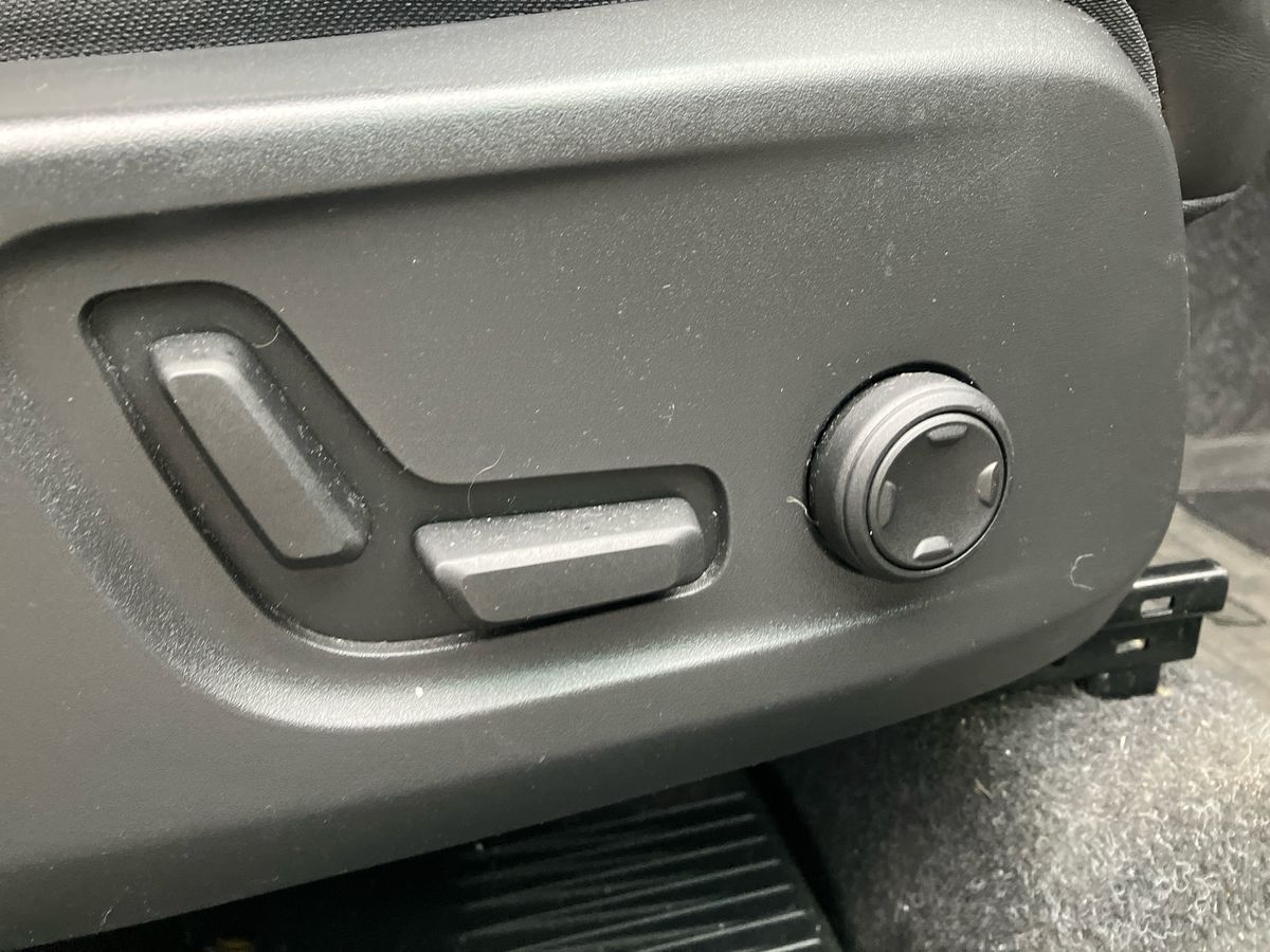 Used Volvo XC40 2020 for sale - 77002132: Photo 32