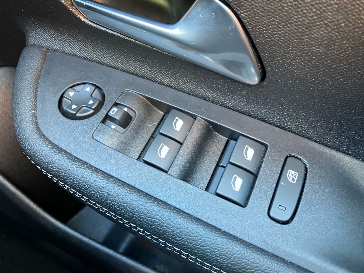 Used Vauxhall Mokka 2022 for sale - 76330671: Photo 18