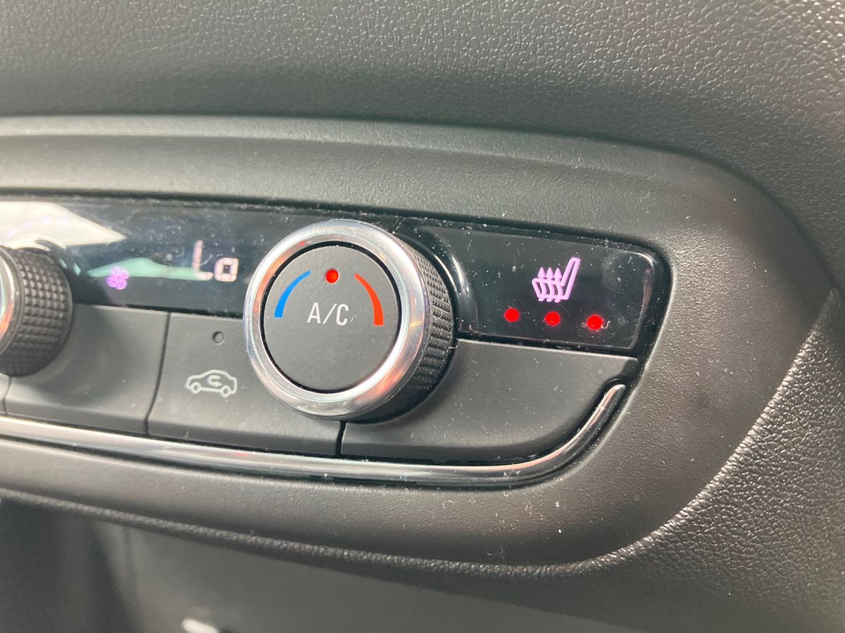 Used Vauxhall Crossland 2022 for sale - 76845534: Photo 27