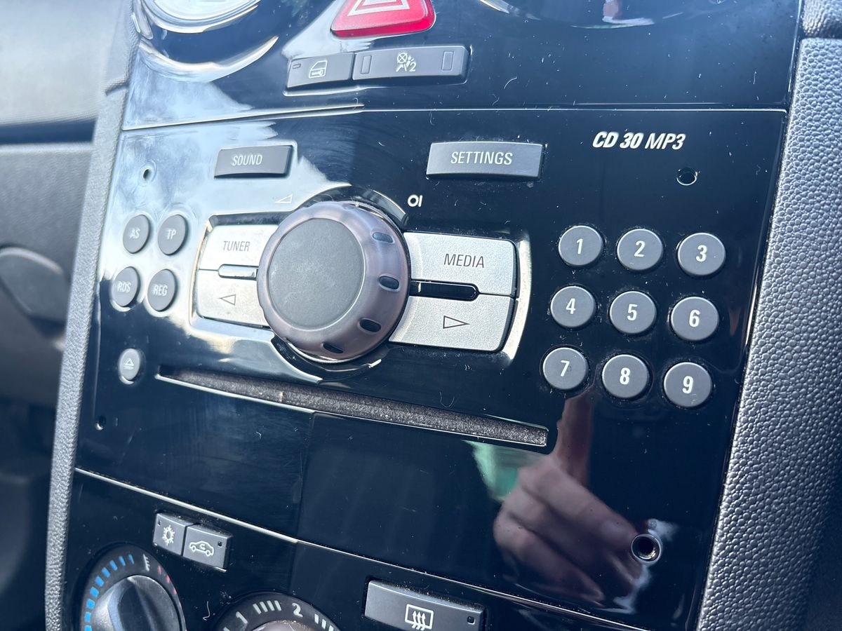 Used Vauxhall Corsa 2013 for sale - 77283281: Photo 38