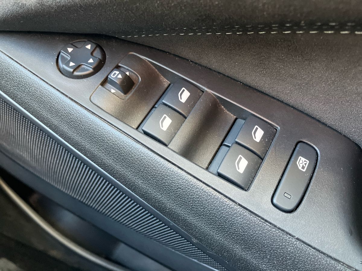 Used Vauxhall Crossland 2023 for sale - 76706834: Photo 19