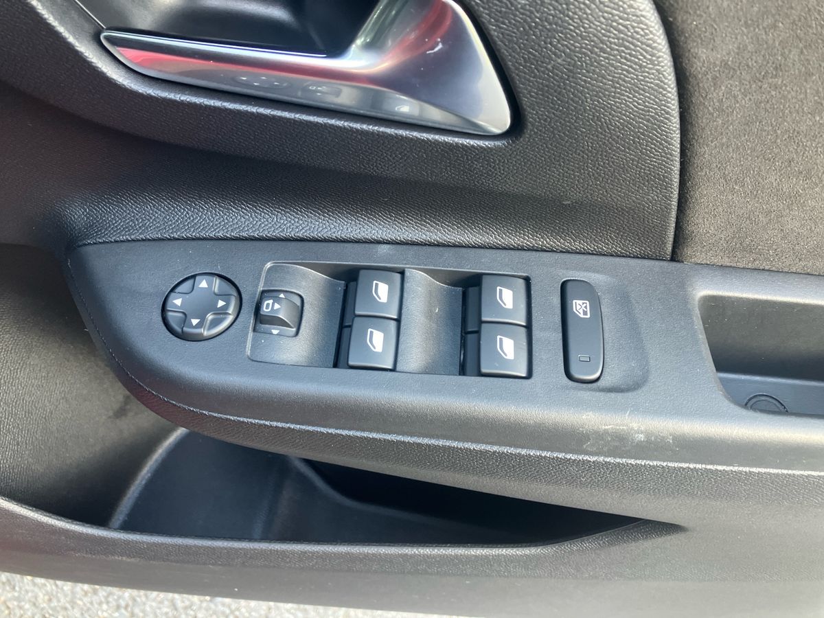 Used Vauxhall Corsa 2024 for sale - 76462219: Photo 11