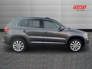 Used Volkswagen Tiguan 2014 for sale - 77033858: Photo