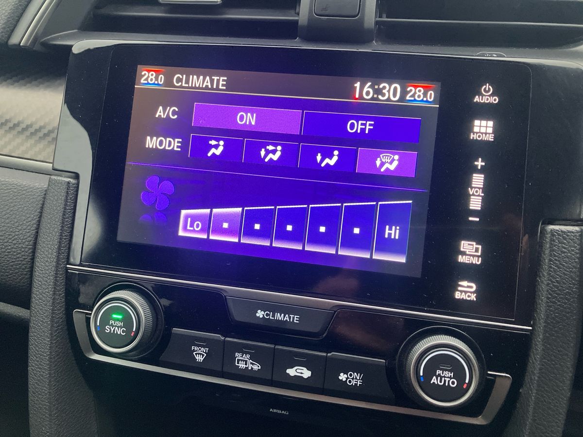 Used Honda Civic 2019 for sale - 76035365: Photo 14