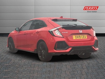 Used Honda Civic 2019 for sale - 76035365: Photo 2