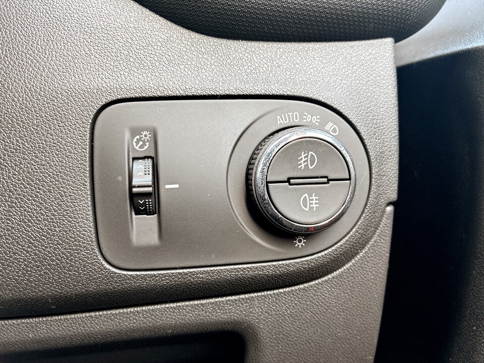 Used Vauxhall Crossland 2023 for sale - 78060829: Photo 28