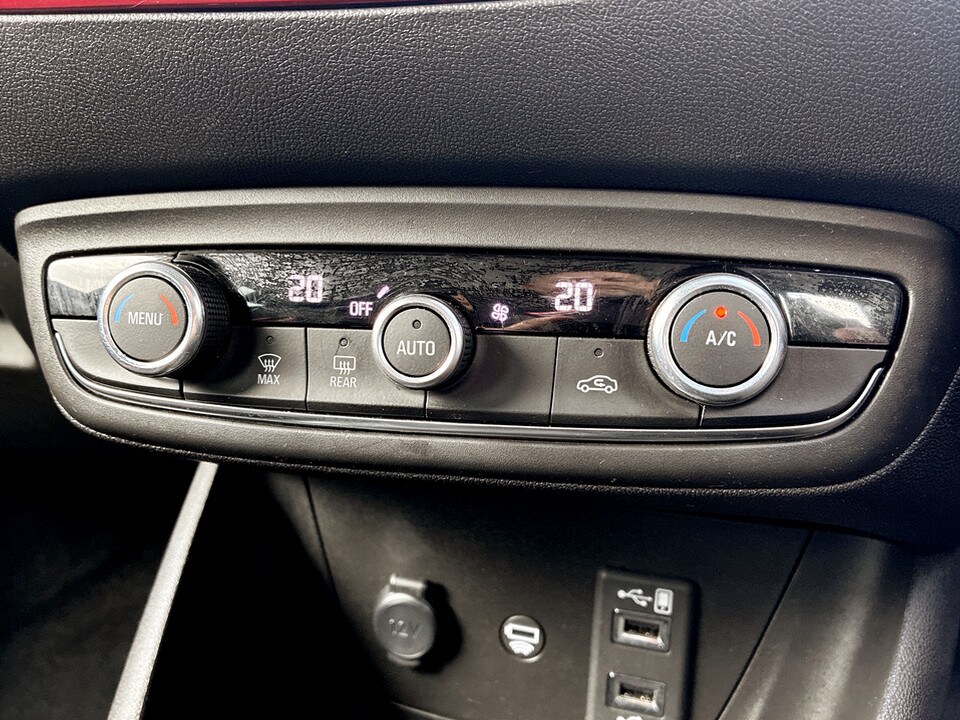 Used Vauxhall Crossland 2023 for sale - 78060829: Photo 31