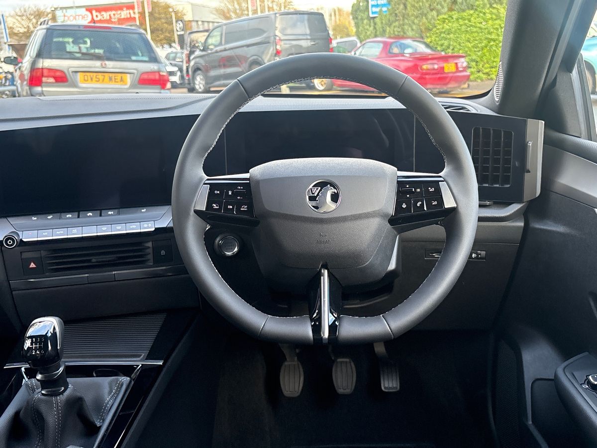 Used Vauxhall Astra 2025 for sale - 76736042: Photo 15