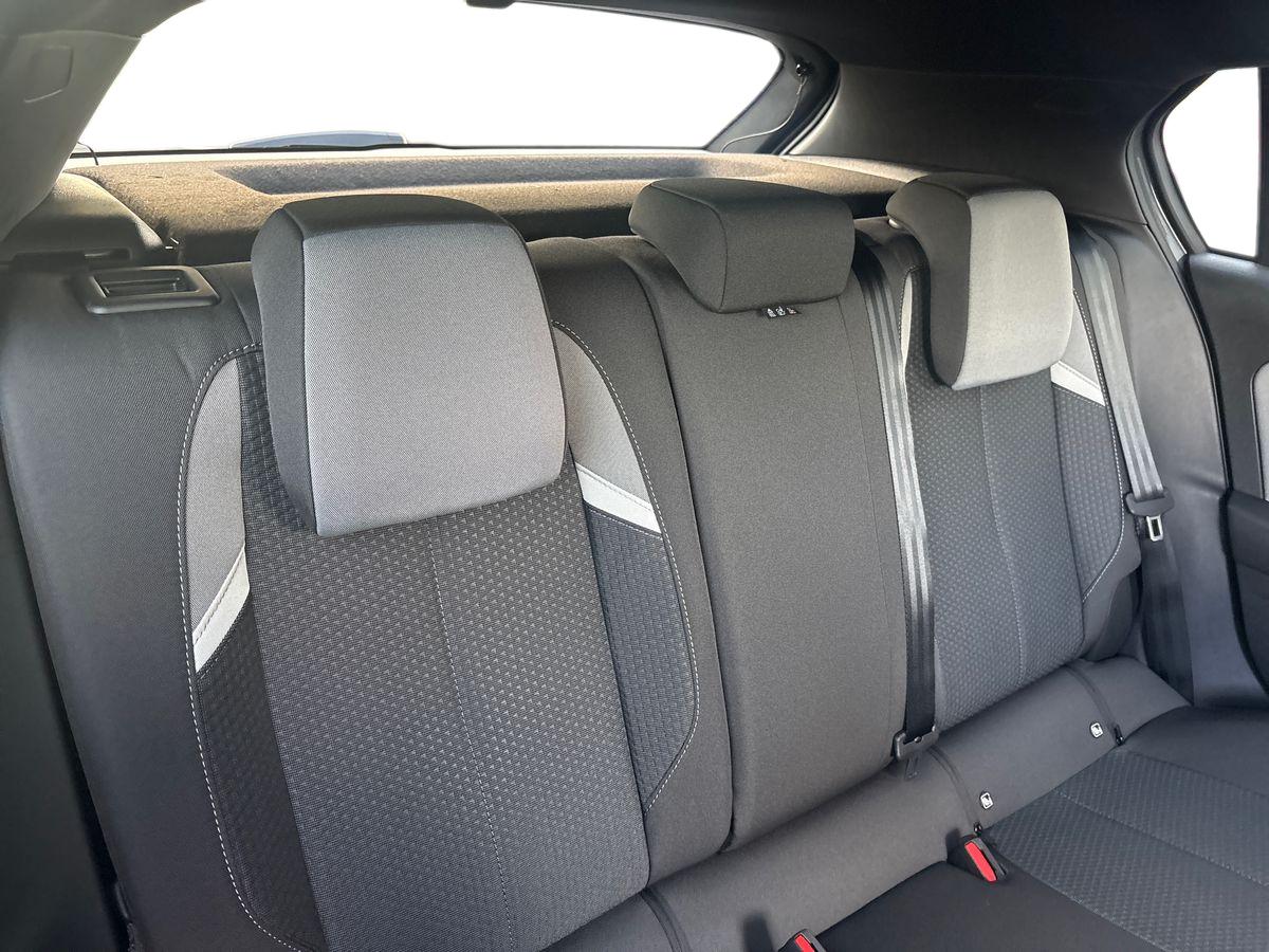 Used Vauxhall Astra 2025 for sale - 76736042: Photo 19