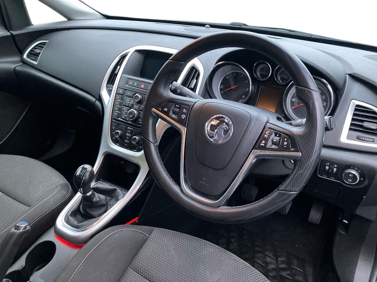 Used Vauxhall Astra 2015 for sale - 78092150: Photo 8