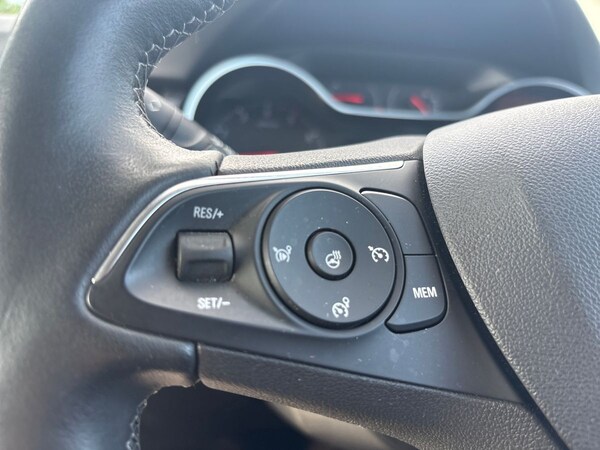 Used Vauxhall Crossland 2022 for sale - 75592560: Photo 17