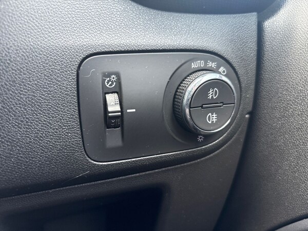 Used Vauxhall Crossland 2022 for sale - 75592560: Photo 40