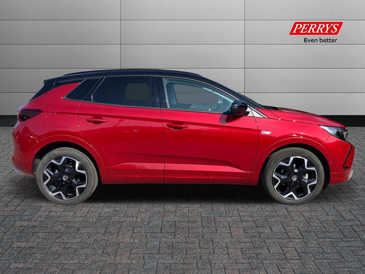Used Vauxhall Grandland 2023 for sale - 76845529: Photo 3