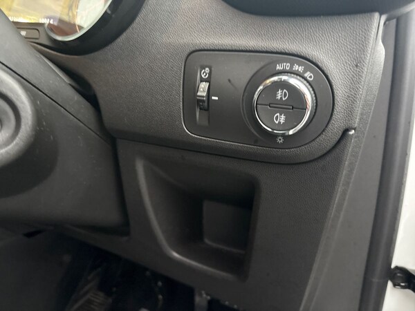 Used Vauxhall Crossland 2022 for sale - 76171278: Photo 29