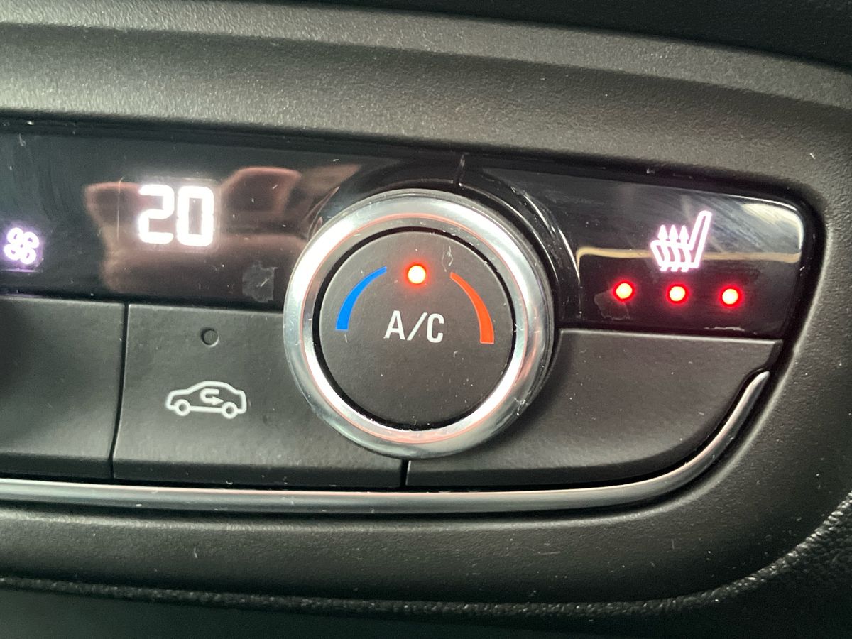 Used Vauxhall Crossland 2022 for sale - 76391973: Photo 36