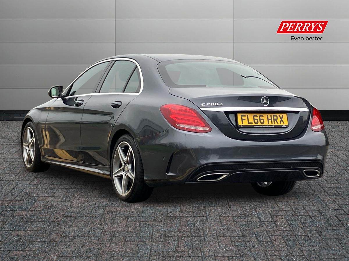Used Mercedes-Benz C Class 2016 for sale - 76980151: Photo 2