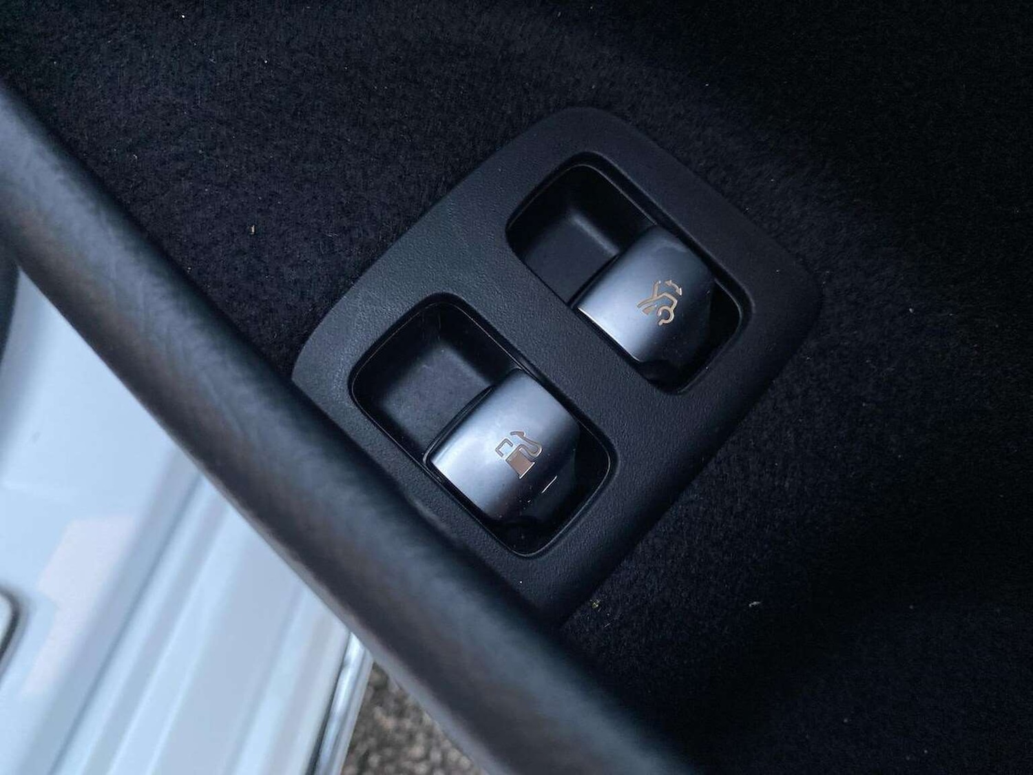 Used Mercedes-Benz E Class 2024 for sale - 77973991: Photo 39