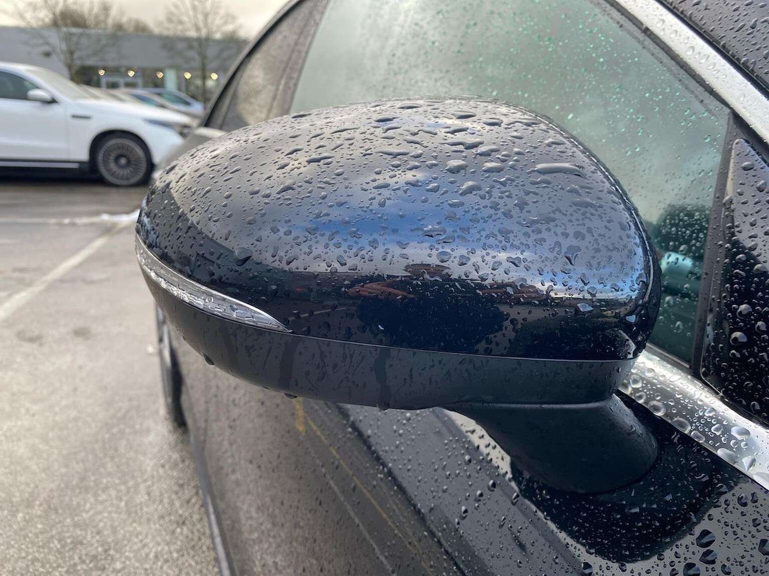 Used Mercedes-Benz CLA 2025 for sale - 77622362: Photo 3