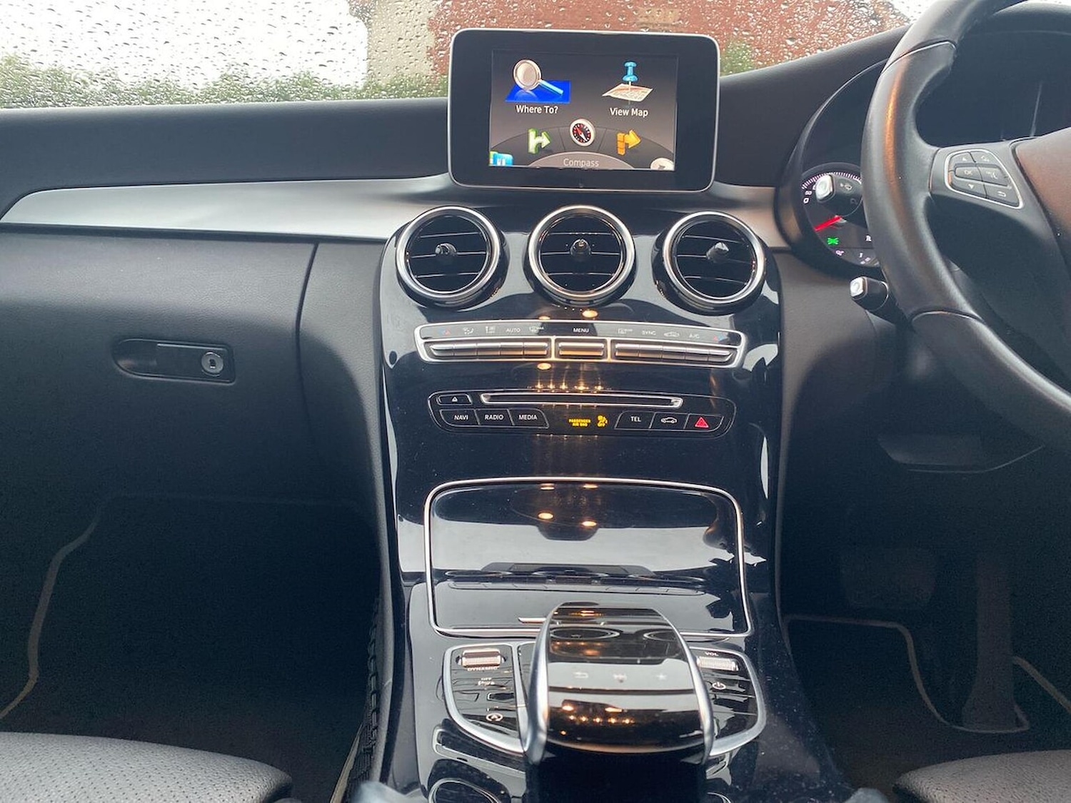 Used Mercedes-Benz C Class 2017 for sale - 76945887: Photo 13