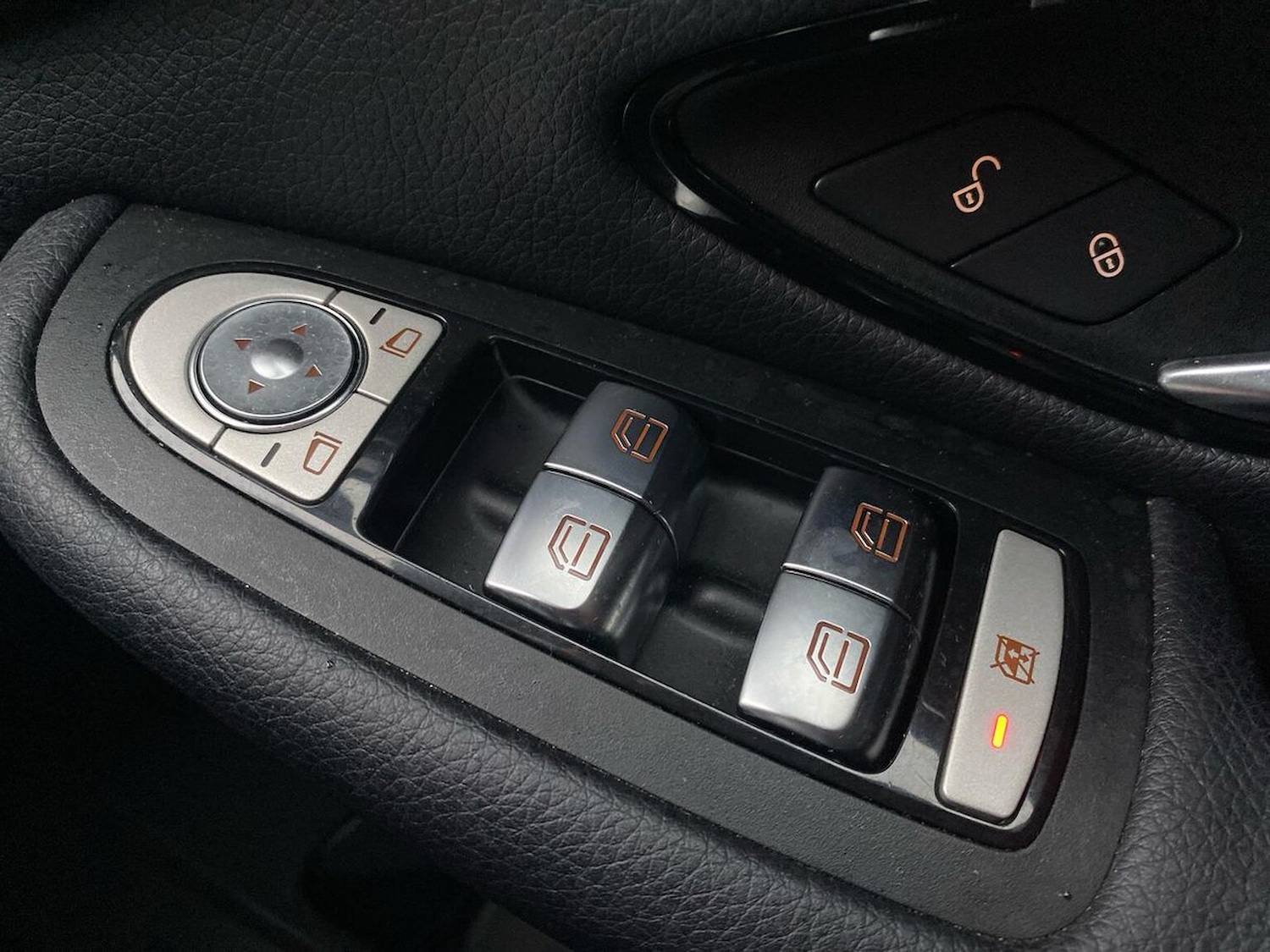 Used Mercedes-Benz C Class 2017 for sale - 76945887: Photo 21