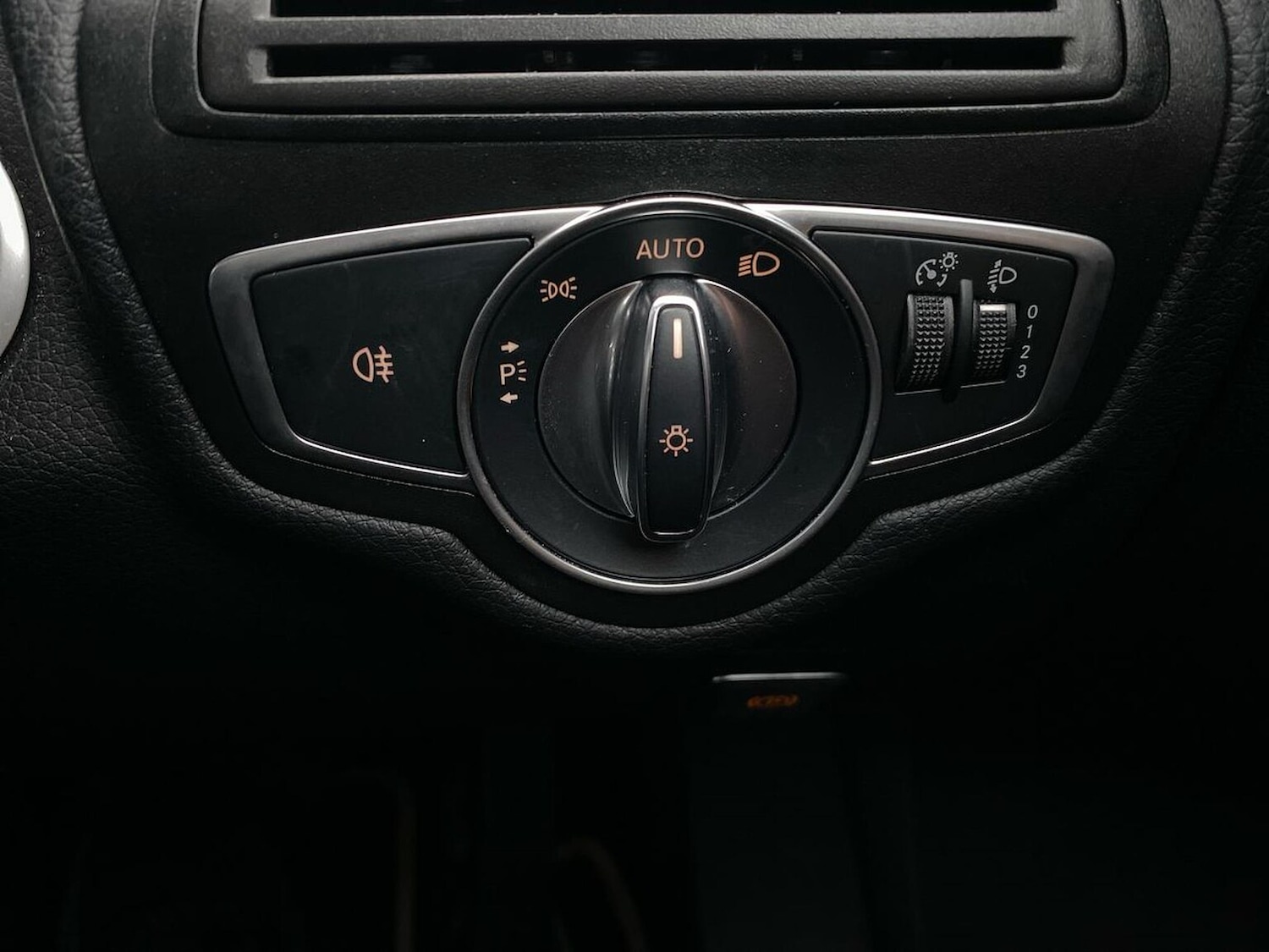 Used Mercedes-Benz C Class 2017 for sale - 76945887: Photo 22