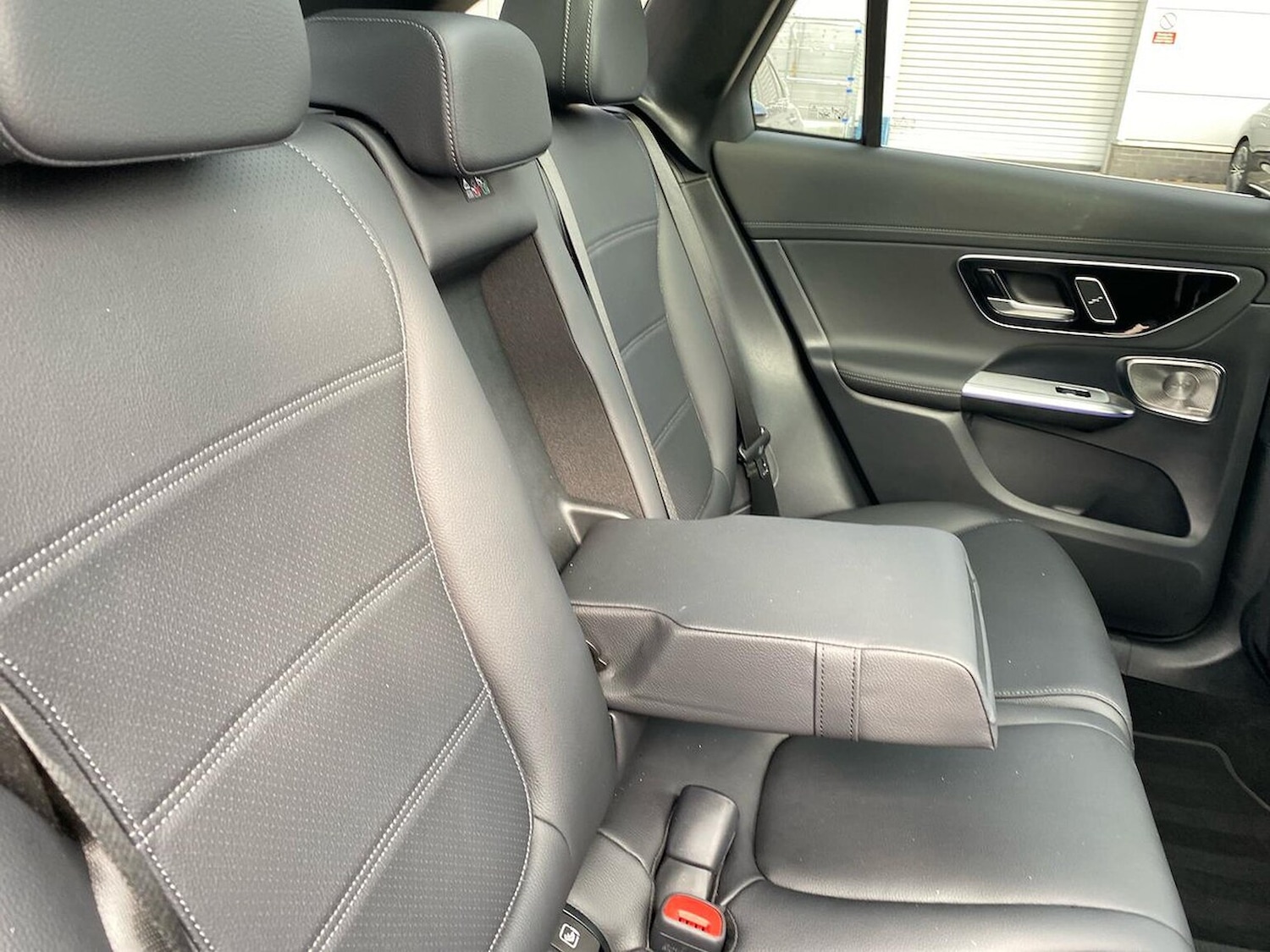 Used Mercedes-Benz GLC 2025 for sale - 76157194: Photo 16