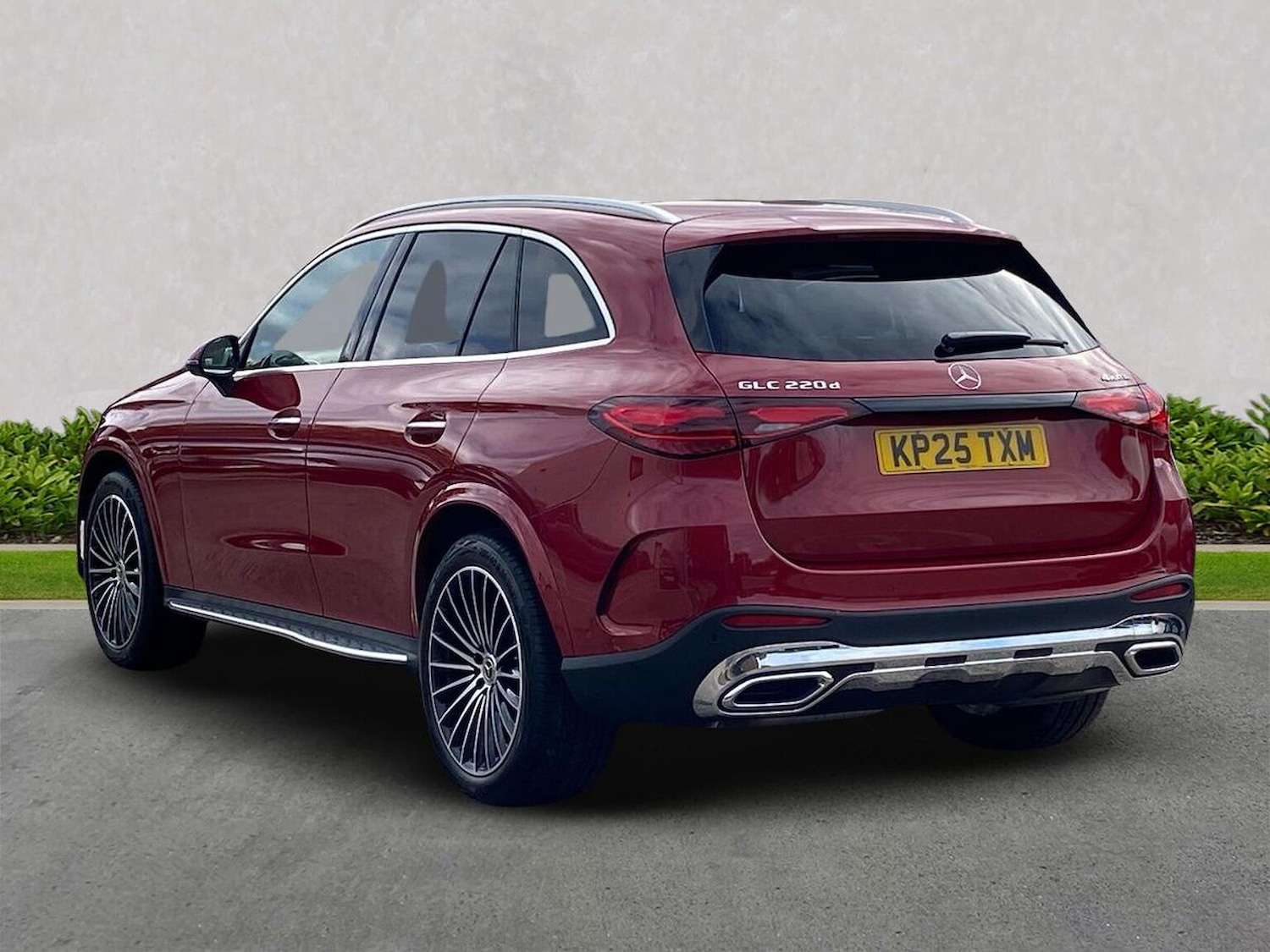Used Mercedes-Benz GLC 2025 for sale - 76157194: Photo 2